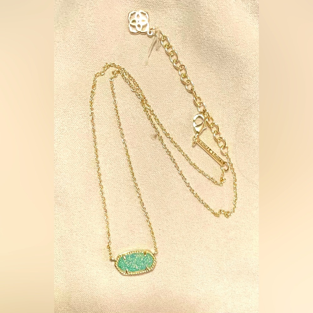 VGUC Kendra Scott Elisa necklace